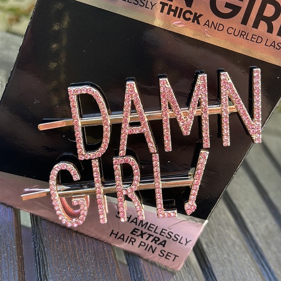 Too Faced Damn Girl! Rhinestone Hair Pins - Picture 3 of 15